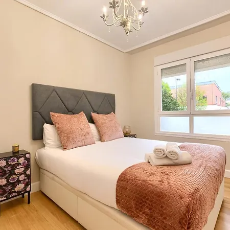 Appartement Vivienda Turistica Reformada En Zona Residencial Con Garaje Y Wifi