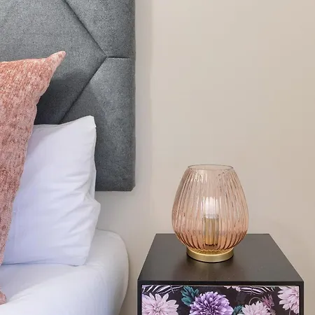 Lejlighed Vivienda Turistica Reformada En Zona Residencial Con Garaje Y Wifi *