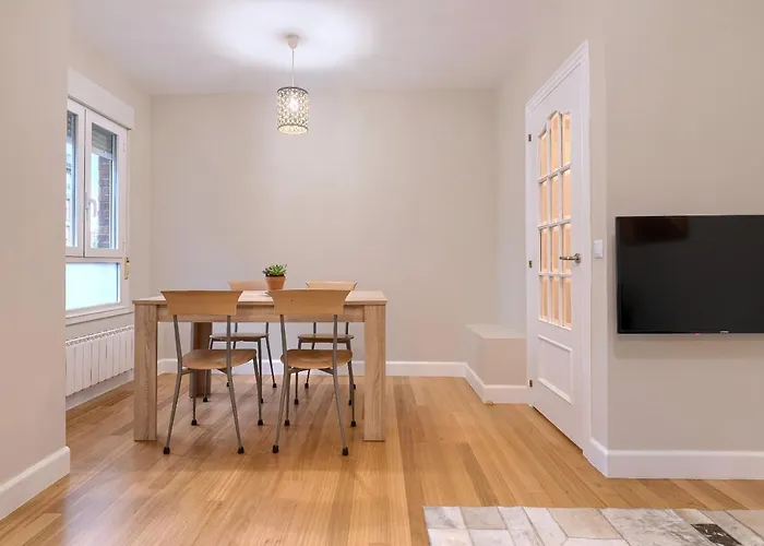 Vivienda Turistica Reformada En Zona Residencial Con Garaje Y Wifi Bilbao