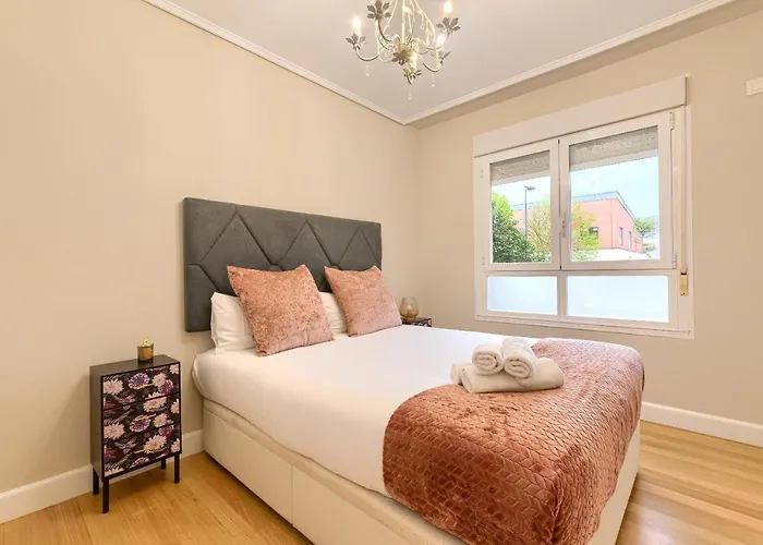 Lejlighed Vivienda Turistica Reformada En Zona Residencial Con Garaje Y Wifi