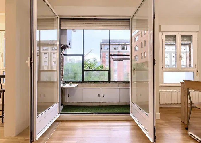 Vivienda Turistica Reformada En Zona Residencial Con Garaje Y Wifi Lejlighed Bilbao