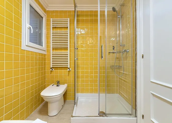 Lejlighed Vivienda Turistica Reformada En Zona Residencial Con Garaje Y Wifi *