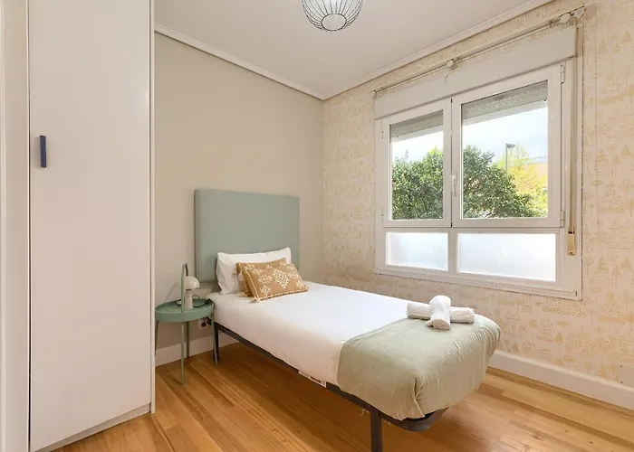 Vivienda Turistica Reformada En Zona Residencial Con Garaje Y Wifi Lejlighed